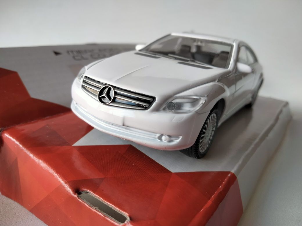 1:43 Mercedes CL Class Coupé (2005)
