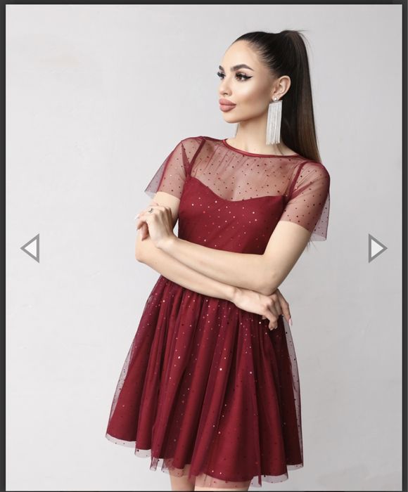 Святкова сукня в блискітки