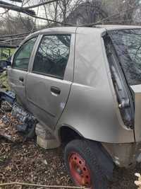 Auto na kołach fiat punto części sprzedaż w całości. Drzwi koła kl