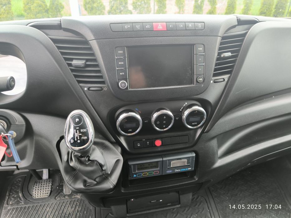 Iveco Daily 35S16 Automat Chłodnia, Winda