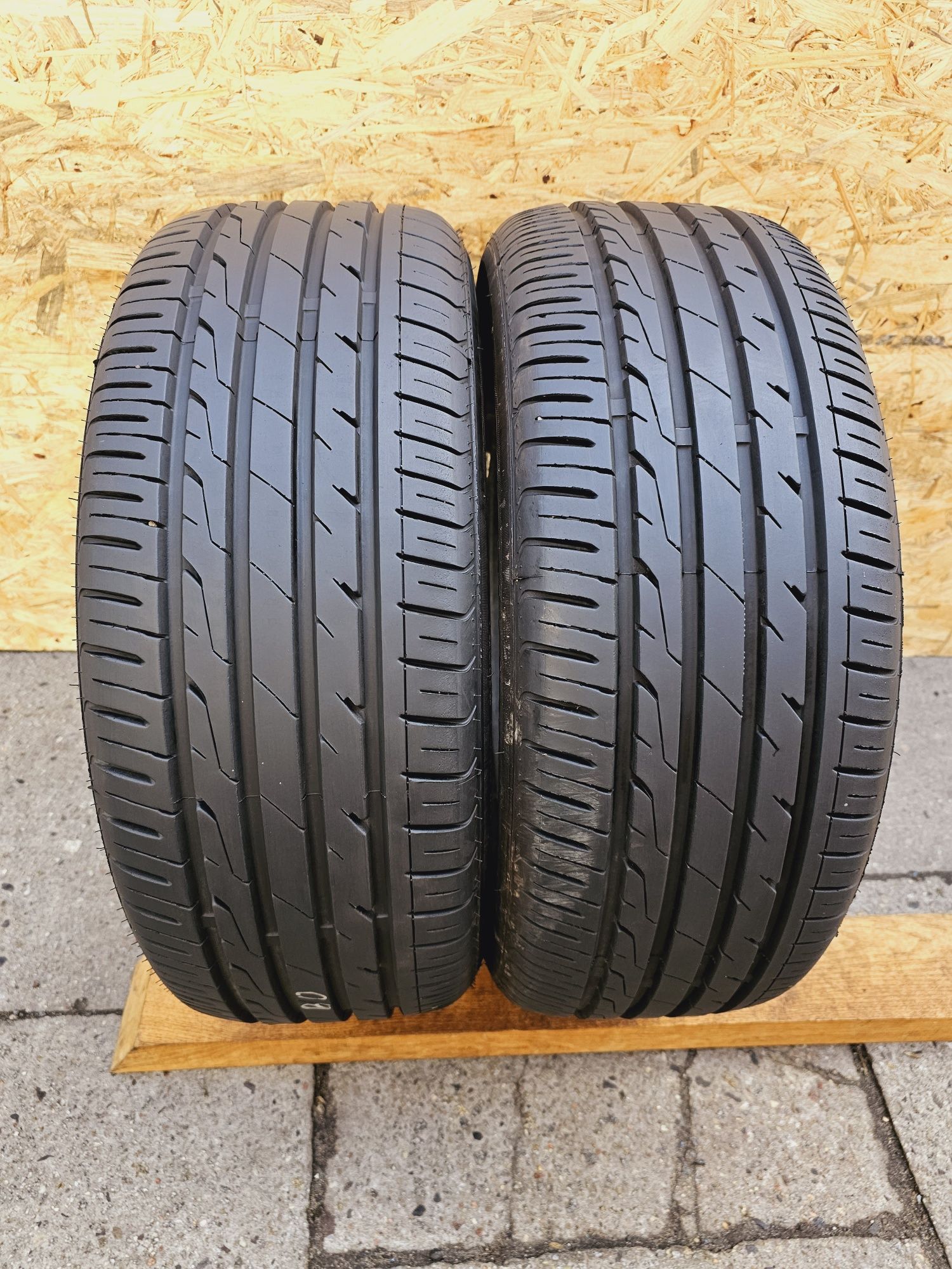 Jak Nowe!! 7,8mm. 215/50 r17 Medalion CST