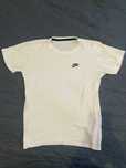 T-shirt Nk branca