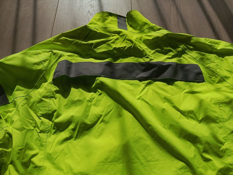 Kurtka wiatrówka sportowa Triban na łódź żagle rower