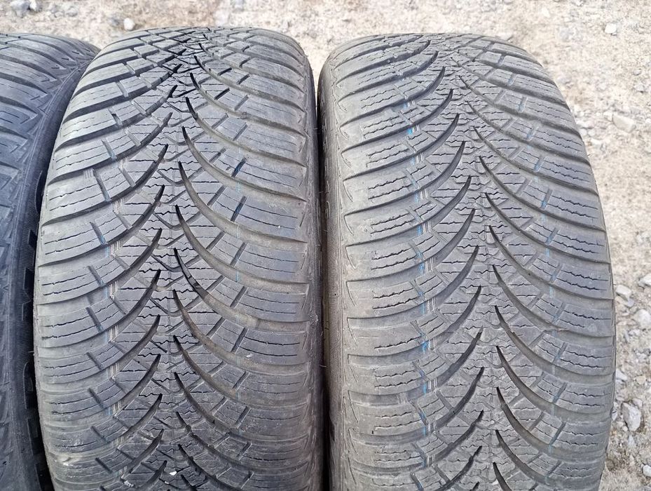 Voyager 205/55 R16 9T 7mm 4szt całoroczne