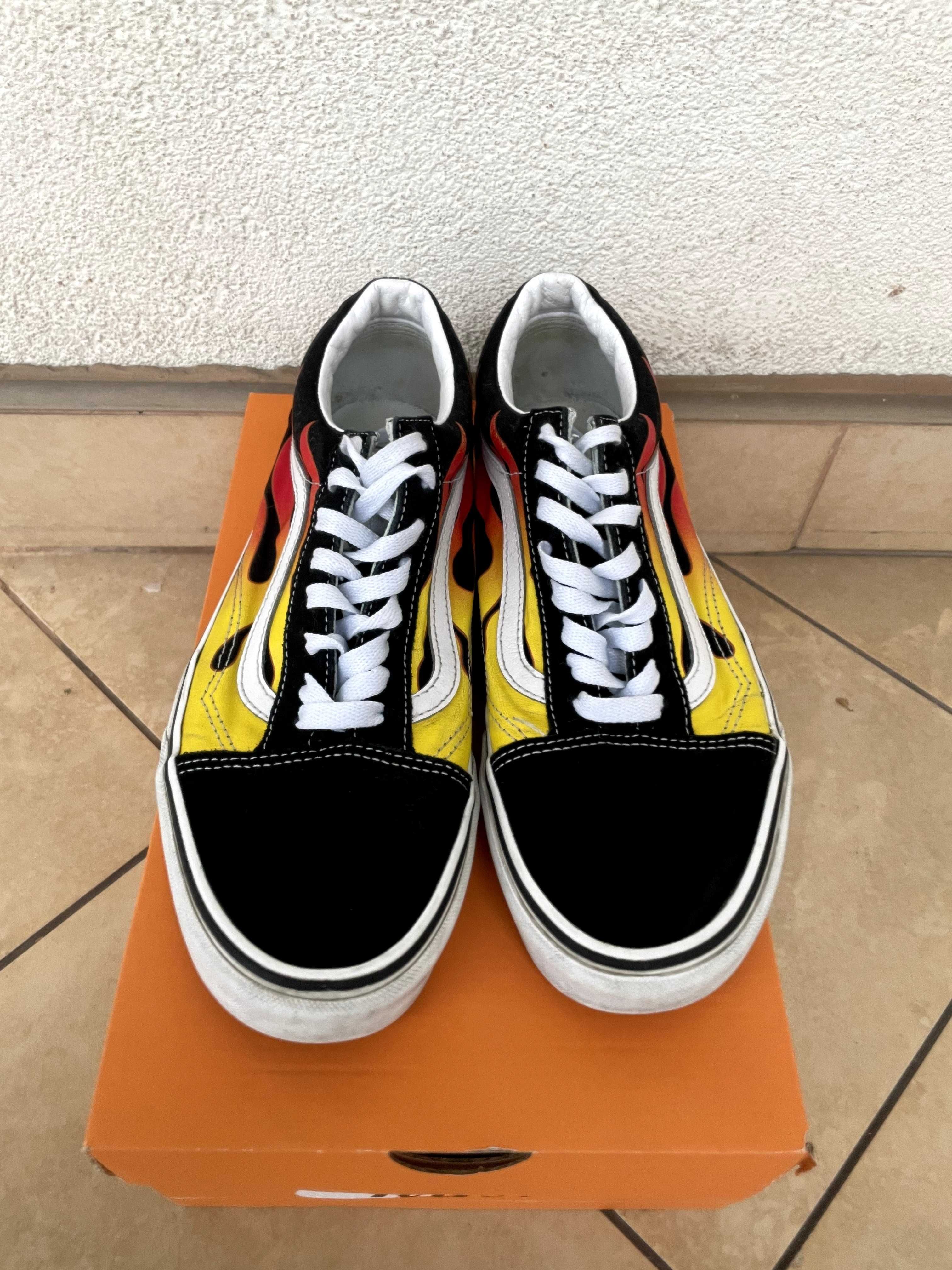 VANS Old Skool Buty unisek (27.5cm, EUR: 42.5)