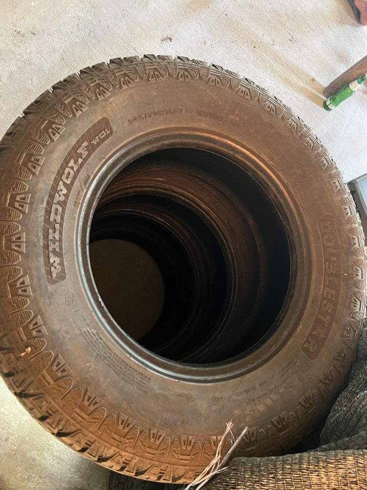 Продам резину 245/70R16