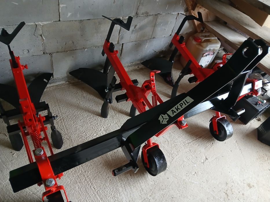 ** Obsypnik Akpil  pielnik  super stan **