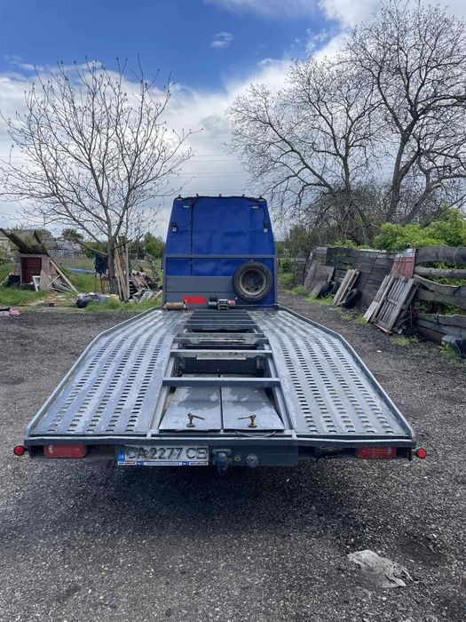 Послуги евакуатора 24/7. Автоовикуп або обмін авто