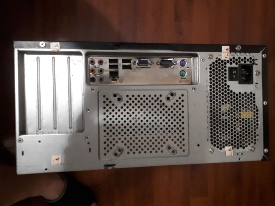 Старый системный блок Celeron 1.8 DDR2 2Gb HDD 160Gb