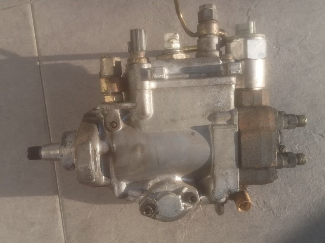 Bomba injetora Opel corsa c 1.7 dti