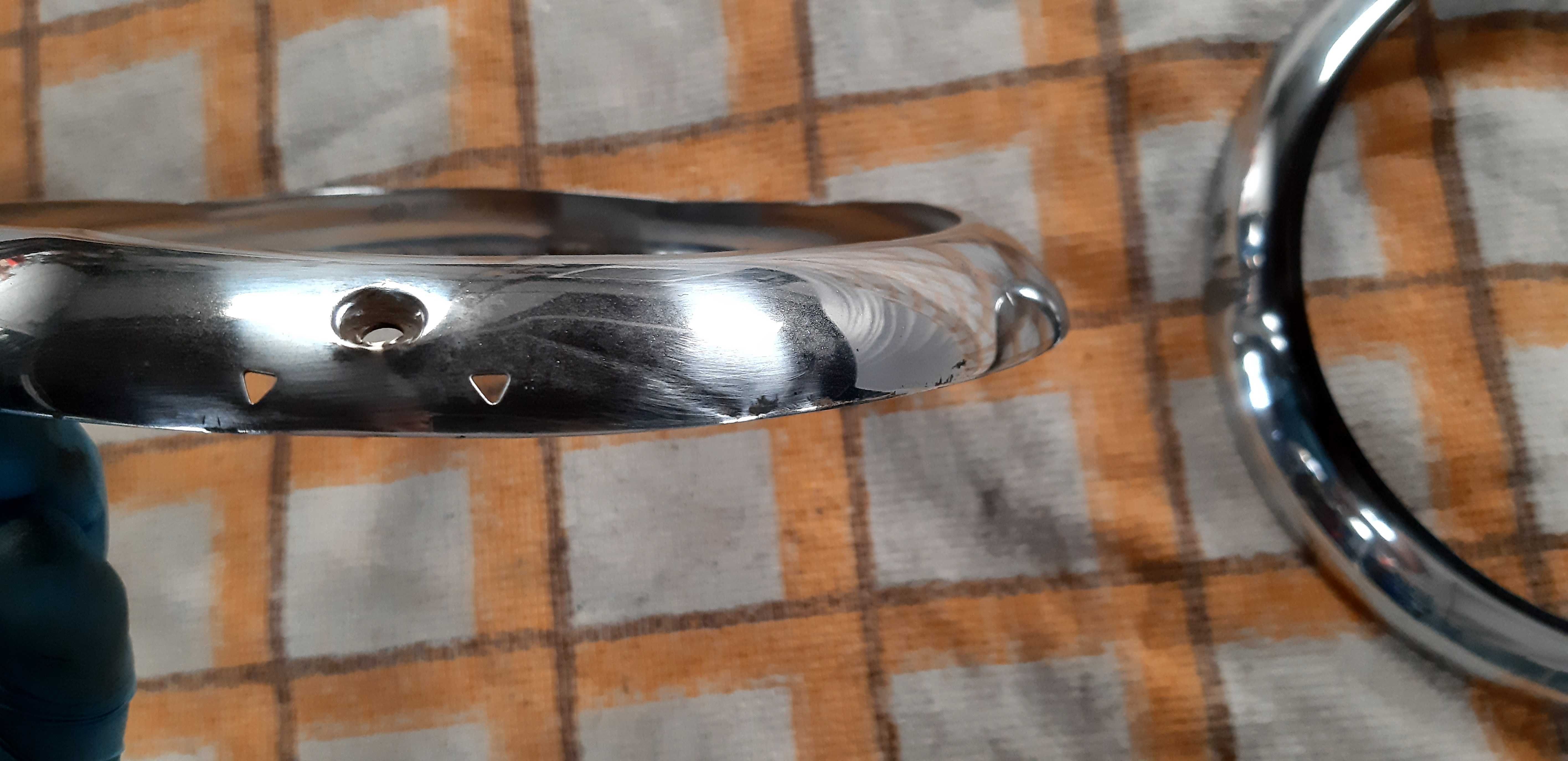 2 ramki reflektorów przednich volkswagen karmann ghia typ 14/34