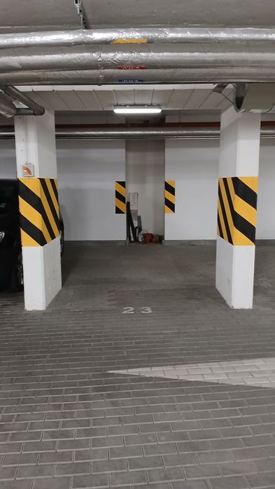 Miejsce garażowe do wynajęcia