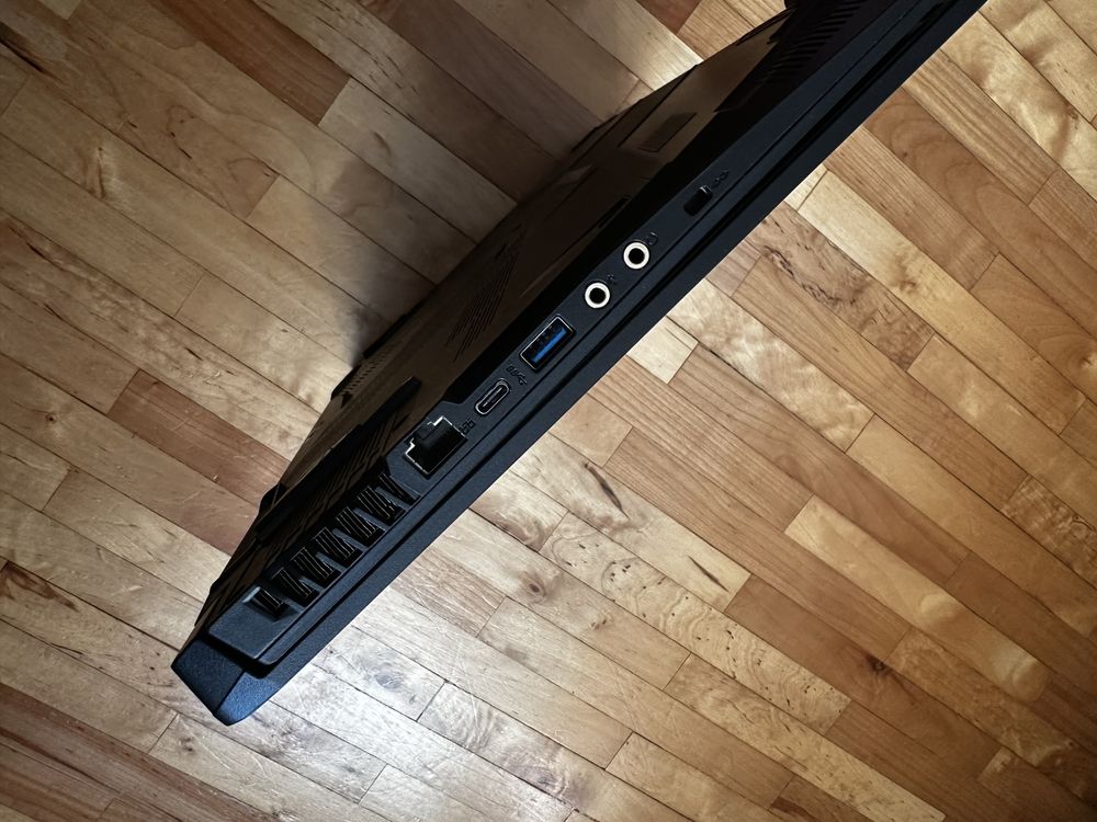 Laptop Gamingowy MSI Bravo 17 A4DDR