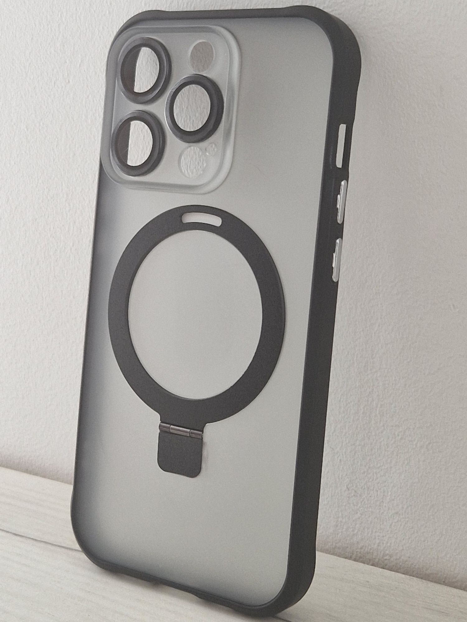 Tel Protect Magical Magsafe Stand Case do Iphone 14 Pro czarny