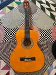 Guitarra clássica criança