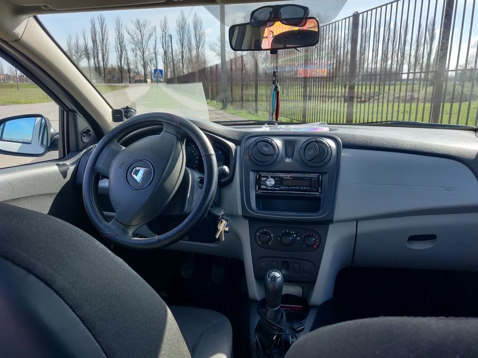 Dacia Sandero 2013 • 1.2 бензин