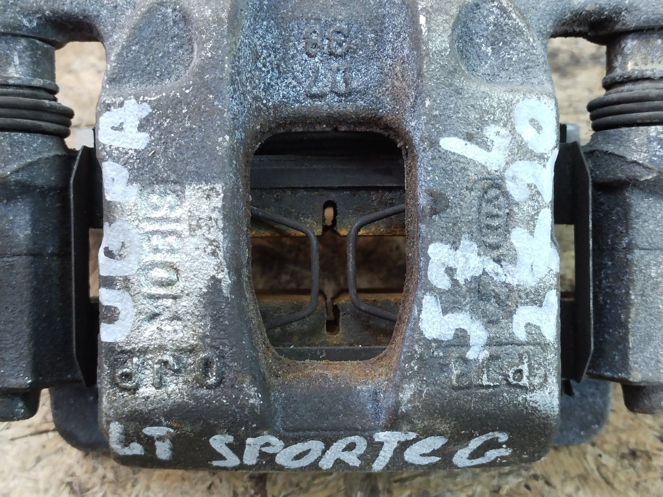 Kia Sportage 4 IV 2015-2021 Суппорт задний левый