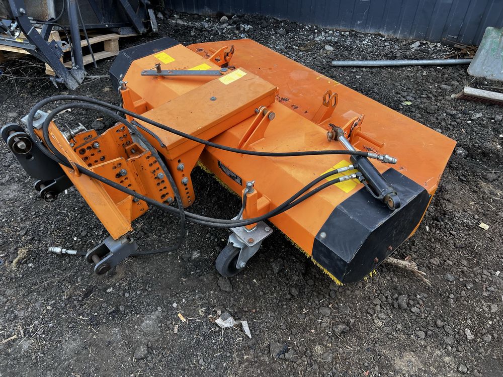 Zamiatarka napęd  Wom hydraulika