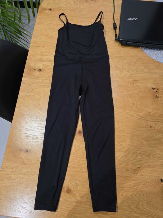 Kombinezon sportowy h&m dla dziewczynki roz 110/116