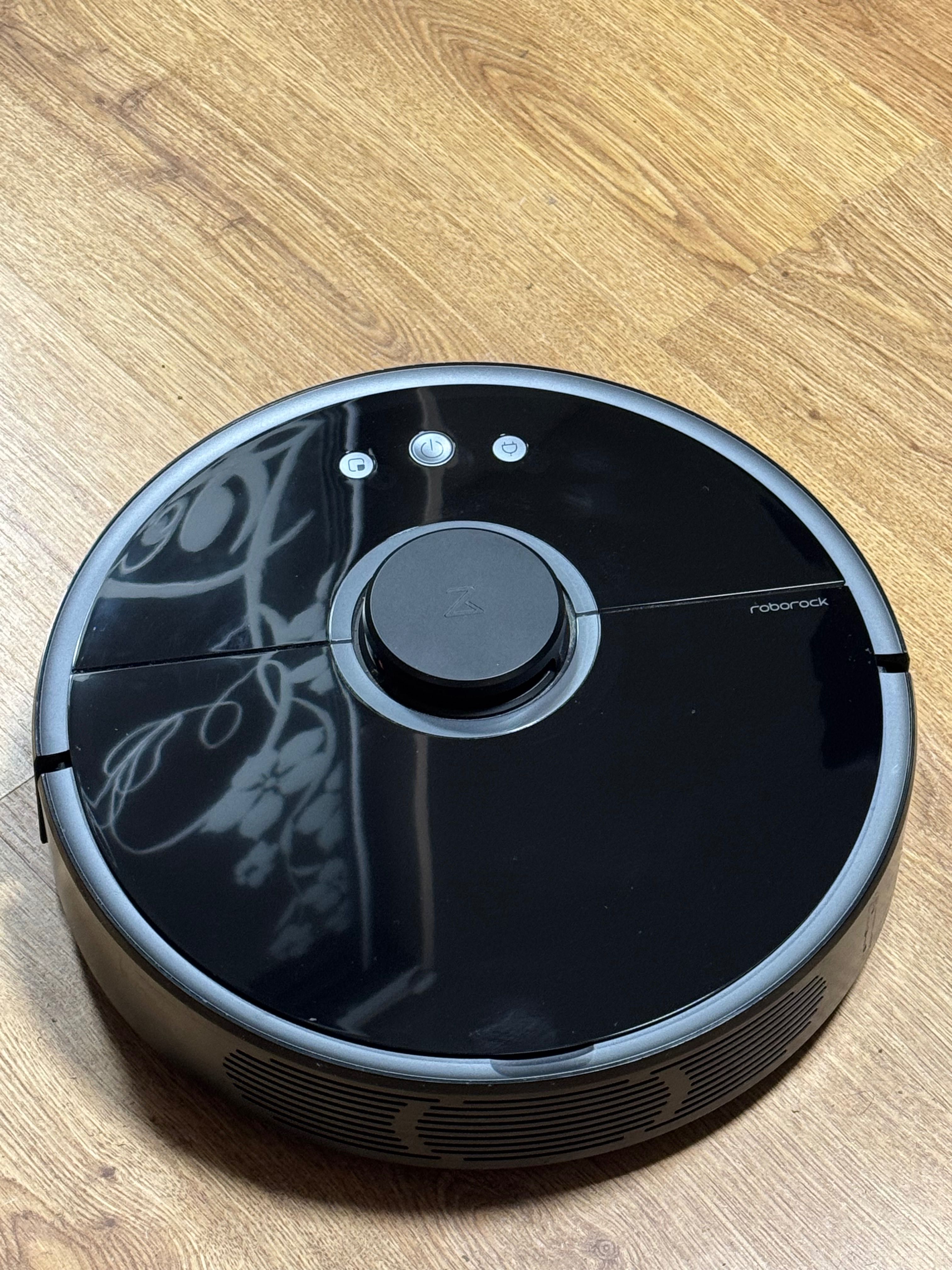 Робот-пилосос Xiaomi RoboRock Vacuum Cleaner 2 Black S55 (S552-00)
