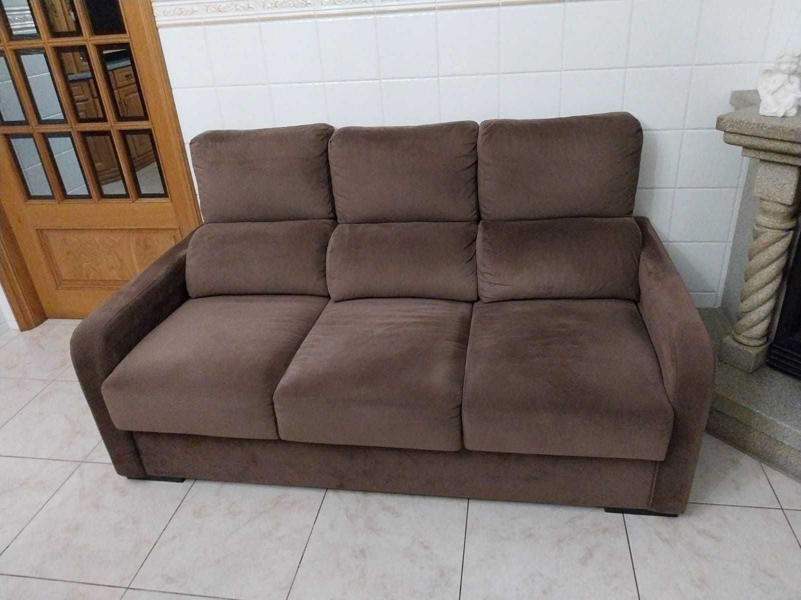 Sofá completamente novo chaise longe
