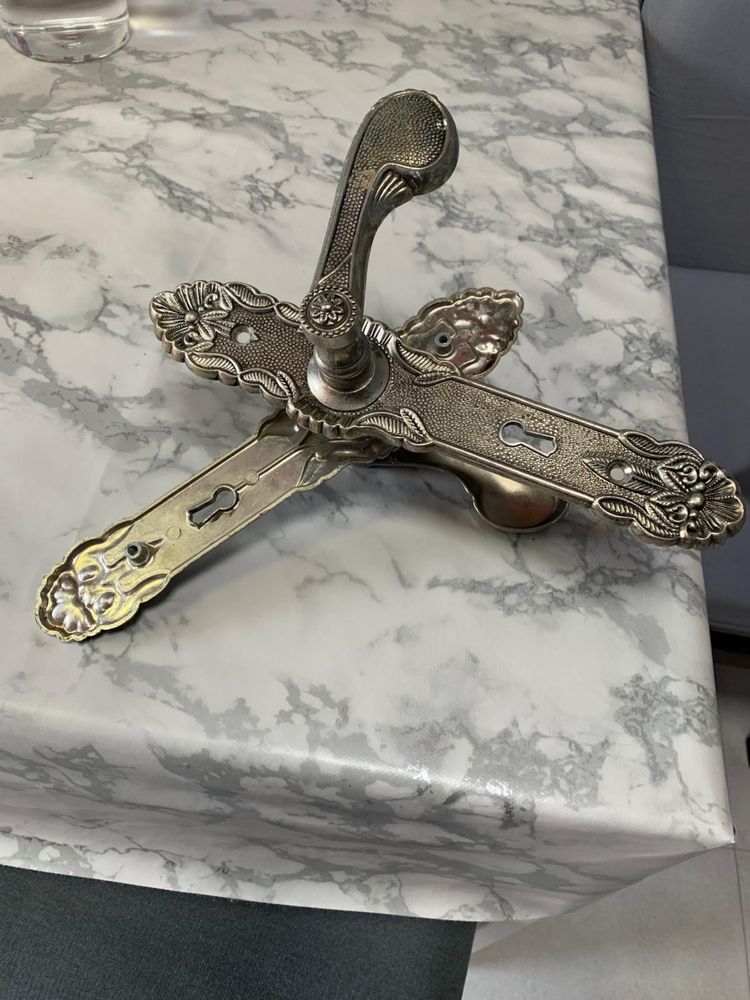 Zamak OX (oxidado francês)