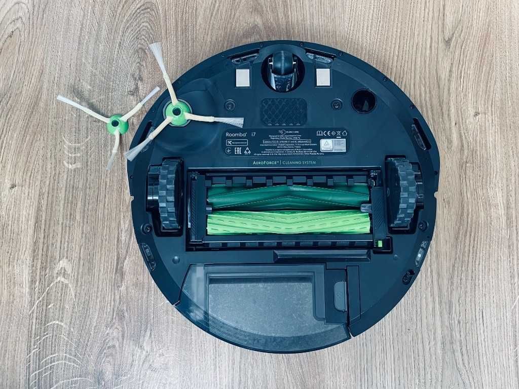 IROBOT ROOMBA I7 Robot sprzątający