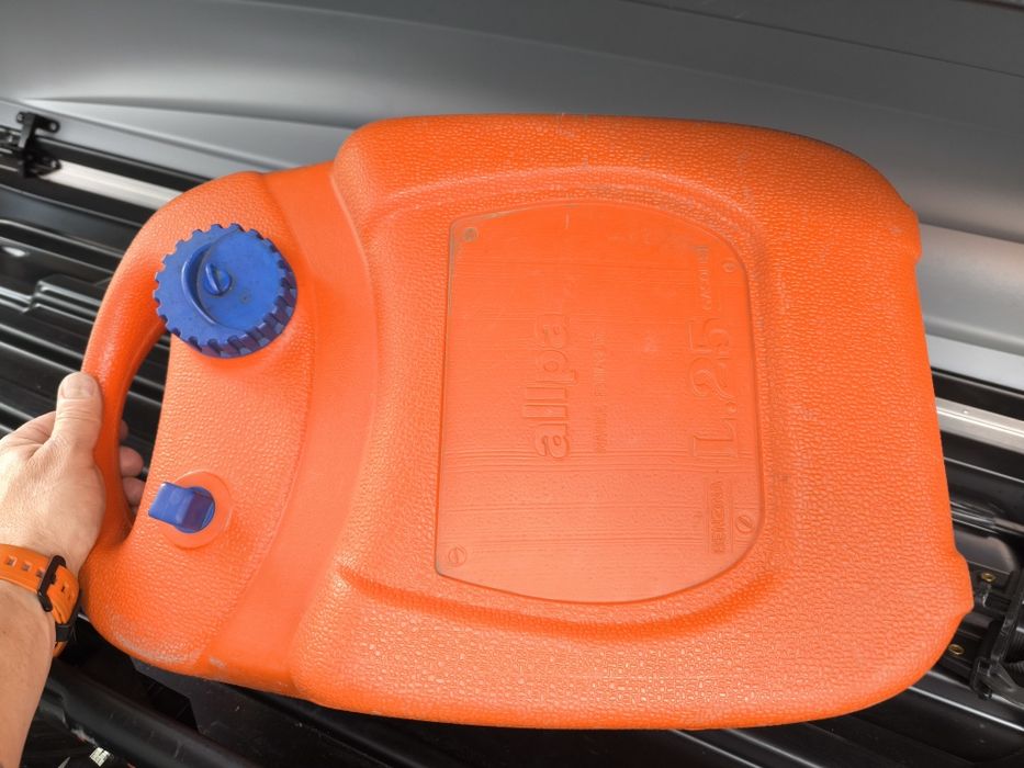 z miarką,rączką 2korki do kempingu ,kampera itp