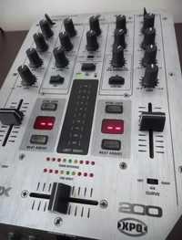 Mixer dj Behringer vmx 200