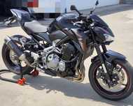 Kawasaki     Z900