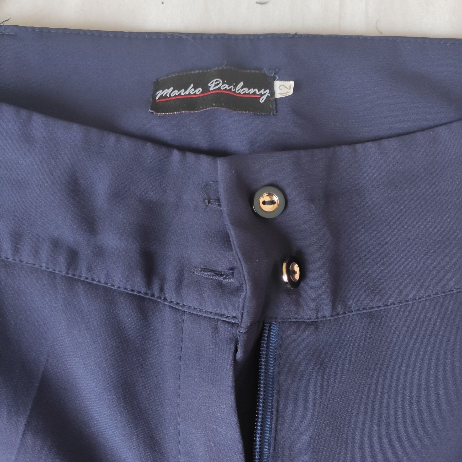 Класичні брюки синього кольору
