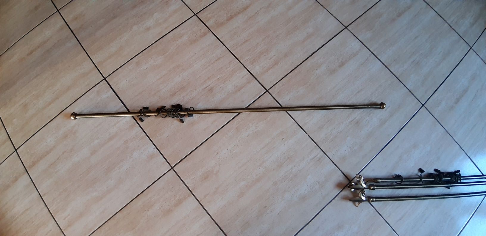 Karnisz metalowy 120 cm