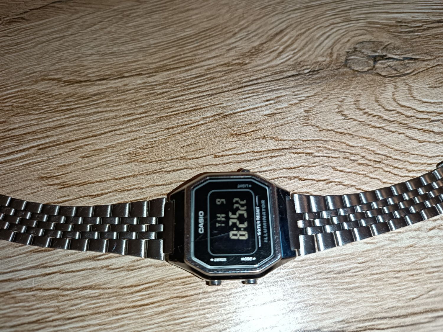 Casio LA680WE damski retro