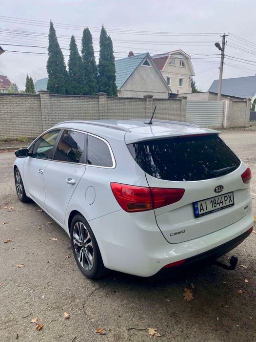 Кіа Сееd 2013 року