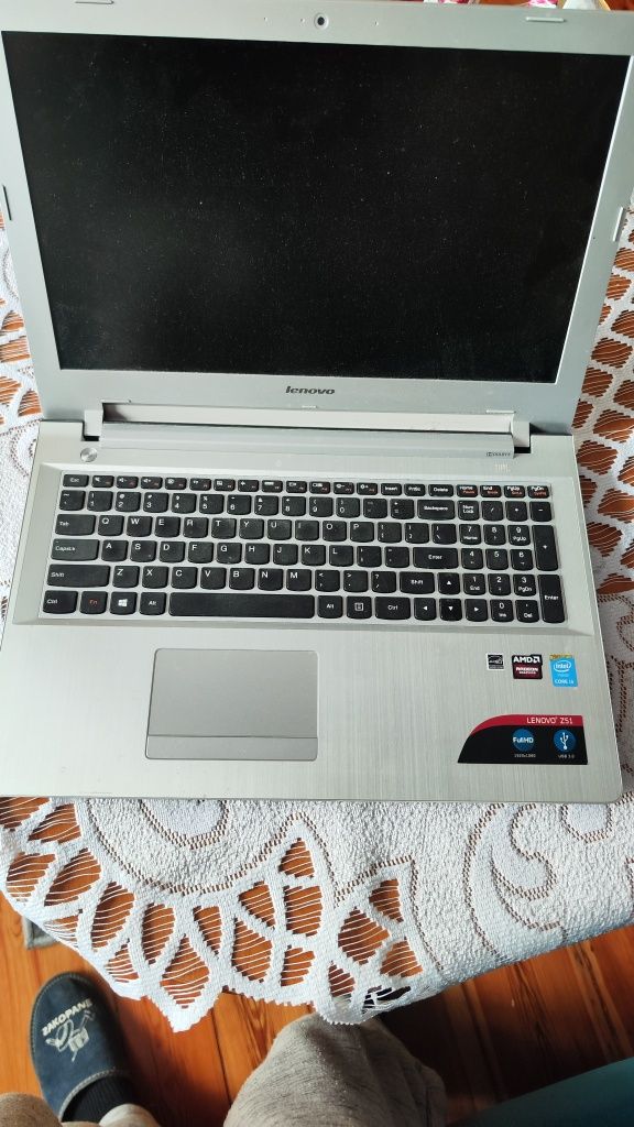Laptop Lenovo Z51