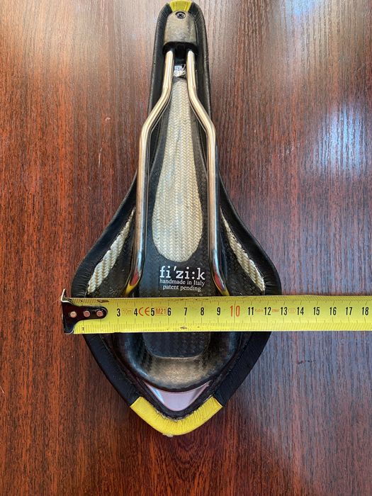 Сідло Fizik велосипедне