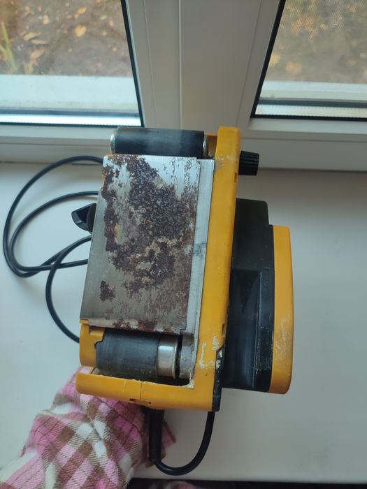 Продам шлефовочную машину