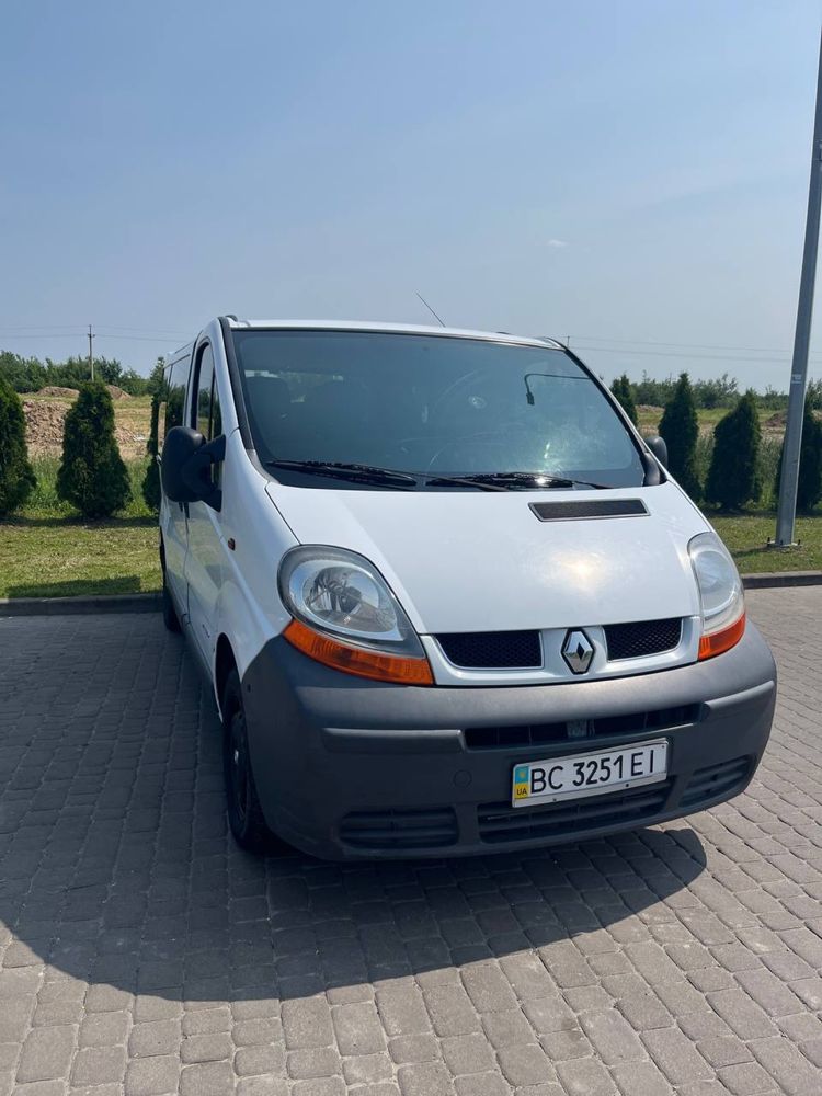 Продам Renault Trafic