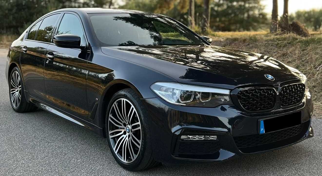 BMW 530e Pack M versão híbrida plug-in