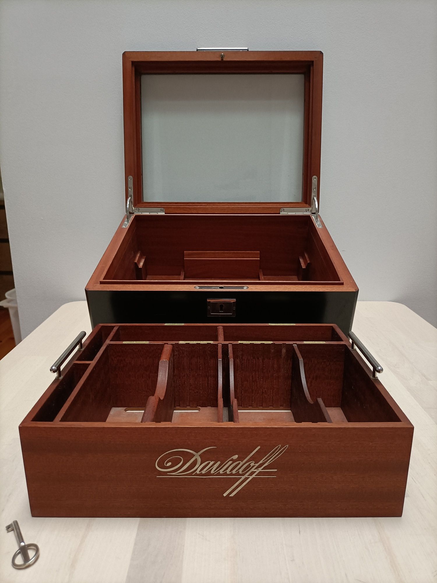 Humidor cedrowy Davidoff 9103