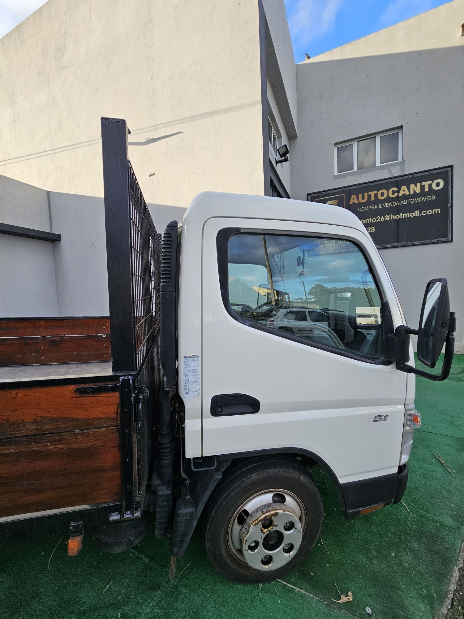 Mitsubishi canter fuso