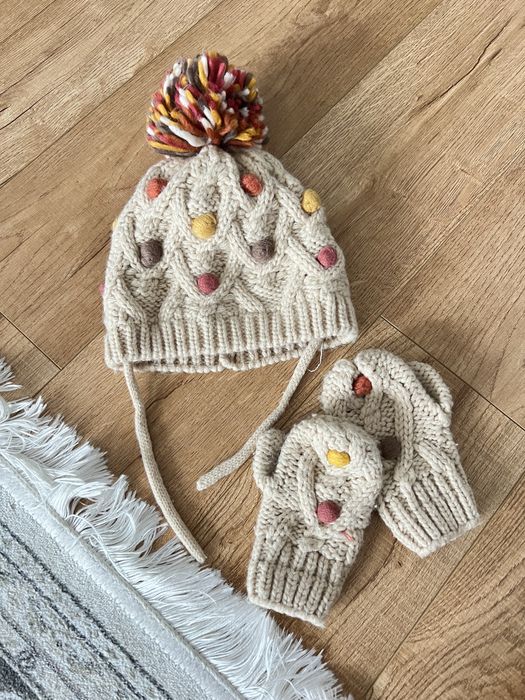 Набір від Zara, шапка та рукавиці