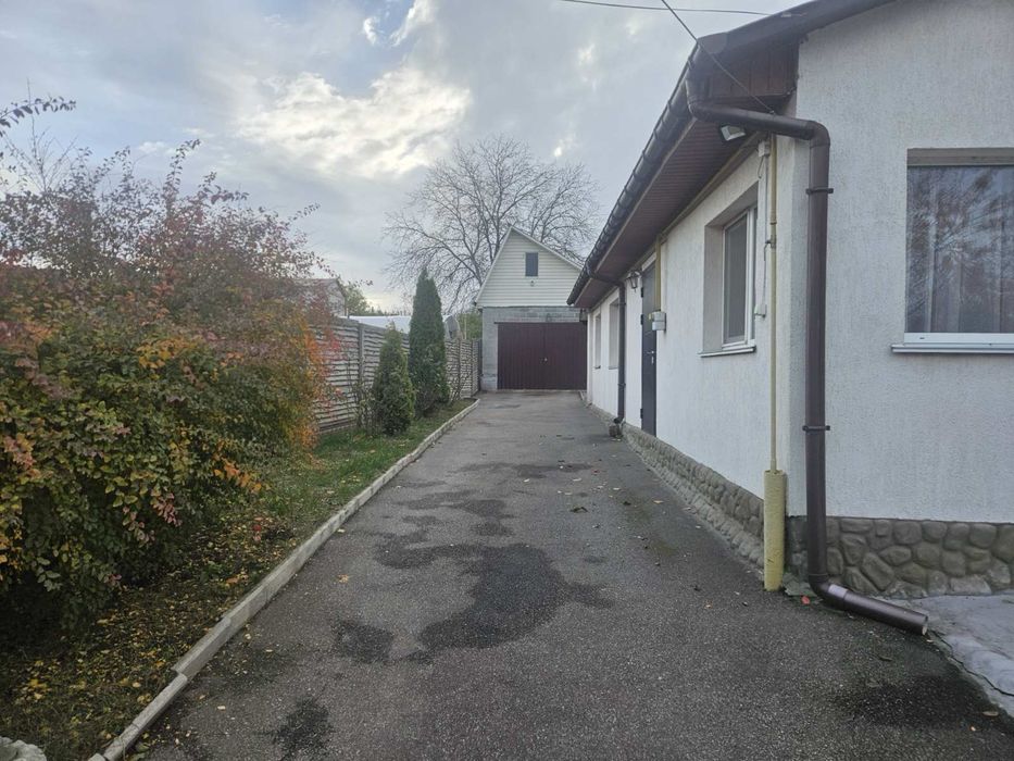 м.Фастів, Снігурівка. Продам будинок 98кв.м