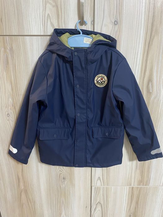 Куртка плащовка як дощовик