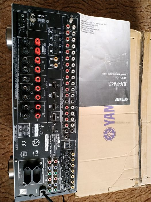 AV-ресивер 7.2 Yamaha RX-V863
