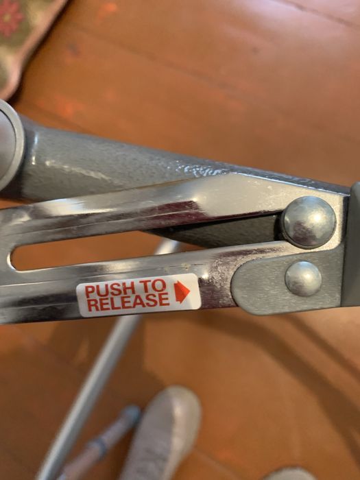 Ходунки для людей з порушенням опорно- рухового апарату