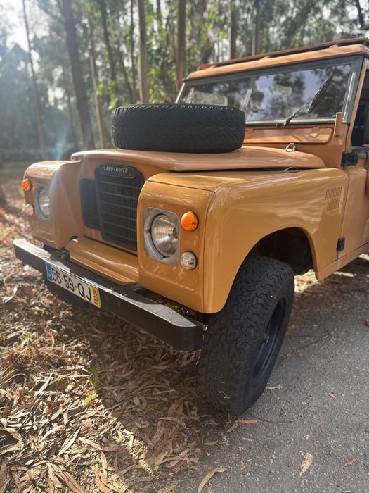 Land  Rover 9 lugares