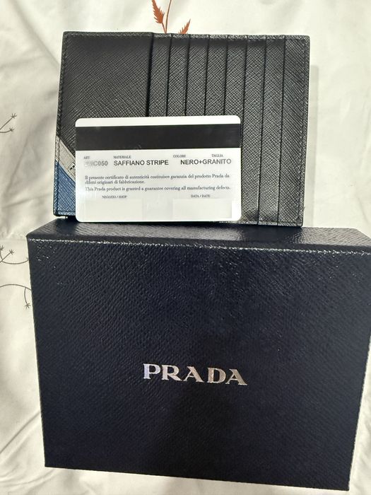 Carteira Prada linda