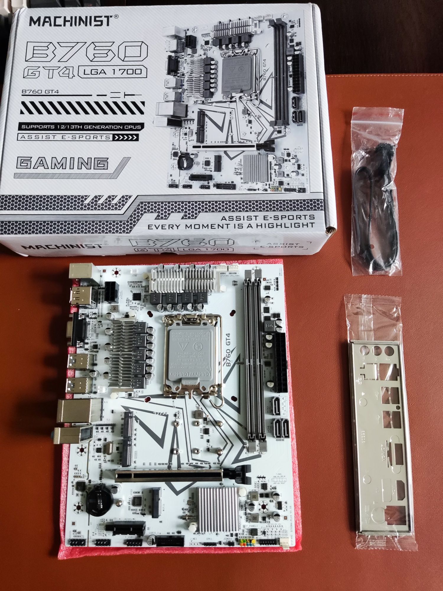 Проц Intel i5 12400f плата B760 GT4 ОЗУ Crucial Ballistics DDR4 16 GB