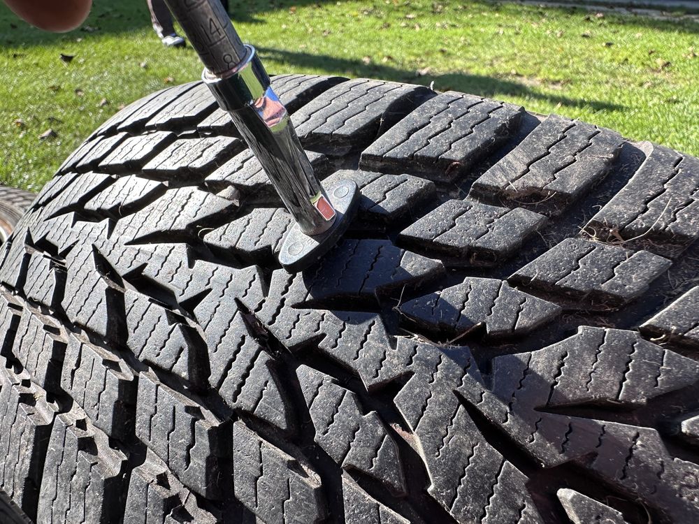 Opony Nokian Tyres WR Snowproof 195/65R15 91 T